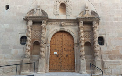 L’església parroquial de Sant Martí de Maldà ja llueix la façana i la portalada barroca restaurada