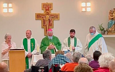 La visita a la Residència Les Vinyes i la reunió amb el Consell Pastoral Parroquial de Falset inicien la visita pastoral a la UPA del Baix Priorat