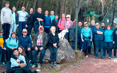 La Parròquia de Falset planta un arbre a la Pedra de santa Càndia