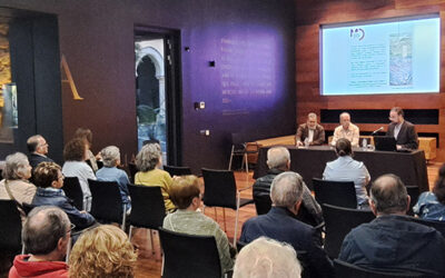 L’artista Josep Minguell fa entrega de l’obra ‘Resurrecció’ al Museu Diocesà de Tarragona