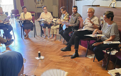 Els superiors de les comunitats de vida activa celebren la primera trobada del curs