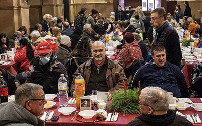 126 persones gaudeixen del dinar de Nadal de la Comunitat de Sant’Egidio a Tarragona
