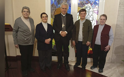L’arquebisbe Joan visita la comunitat de les Carmelites Tereses de Sant Josep de Reus