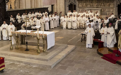 El clergat diocesà celebra la missa crismal a la Catedral de Tarragona