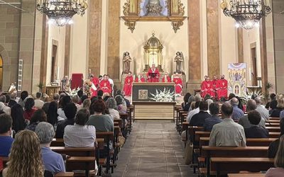 La vetlla de Pentecosta se celebra, de manera conjunta, a diverses unitats pastorals de l’arxidiòcesi