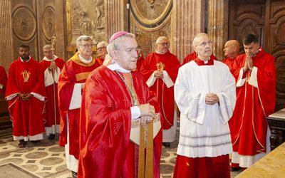 Mons. Piero Pioppo, nunci apostòlic, presideix l’ofici pontifical de santa Tecla